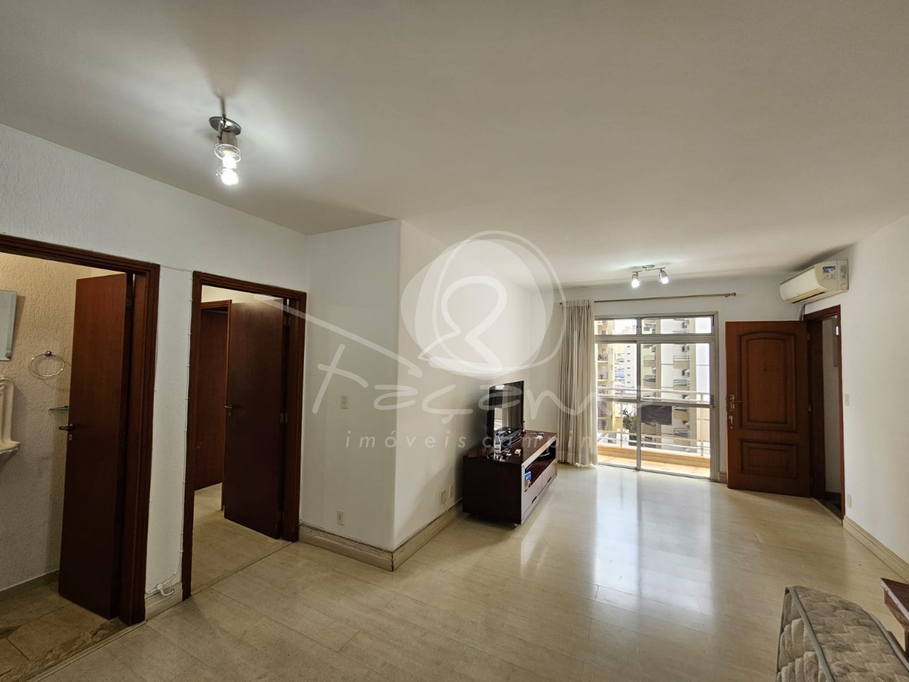 Apartamento à venda com 3 quartos, 110m² - Foto 3