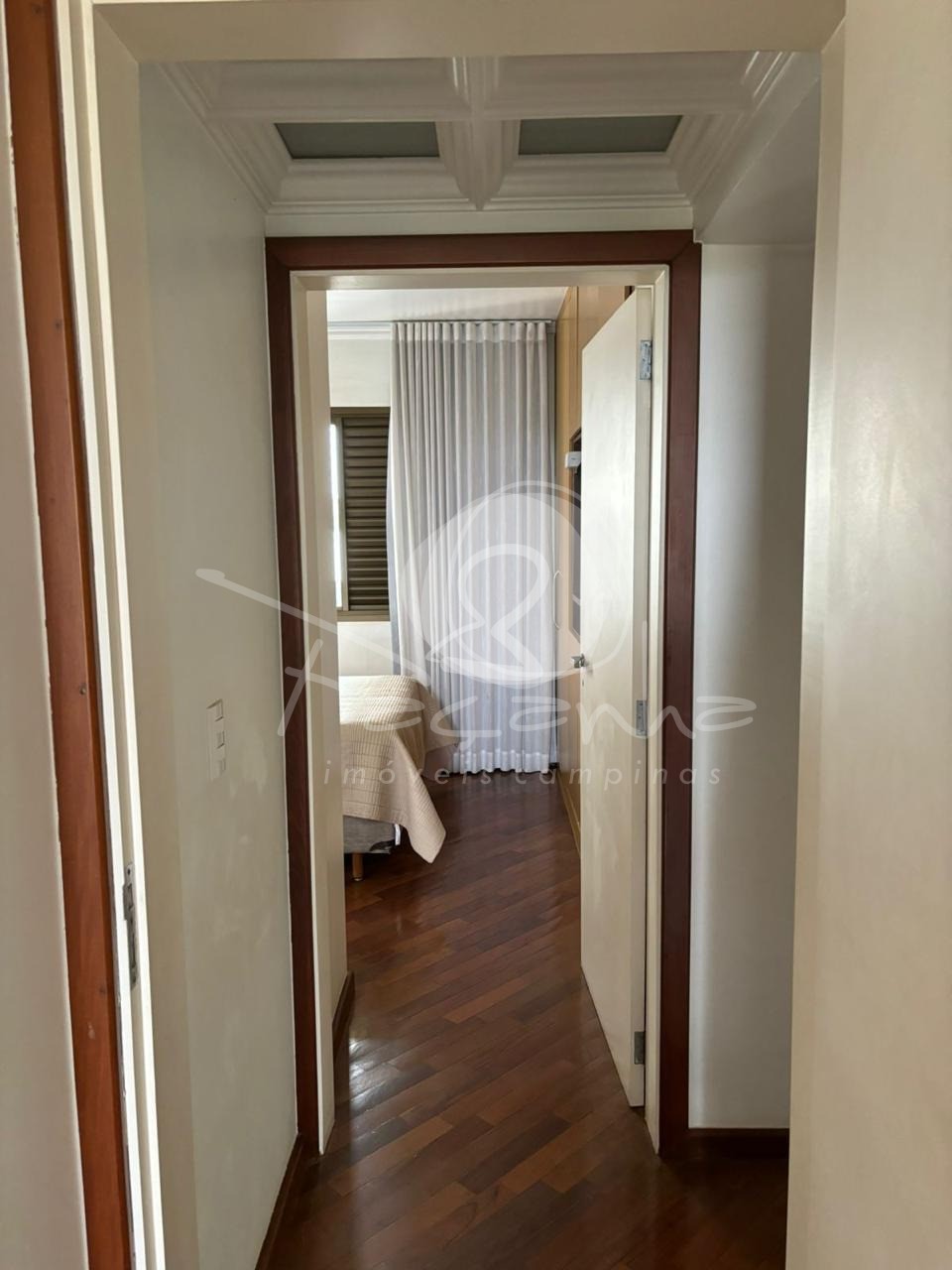 Apartamento à venda com 3 quartos, 137m² - Foto 9