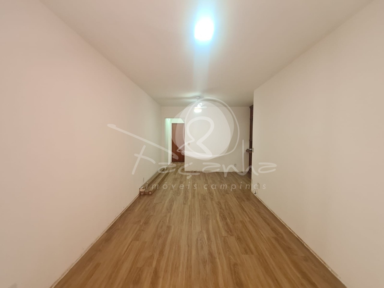 Apartamento para alugar com 2 quartos, 81m² - Foto 4