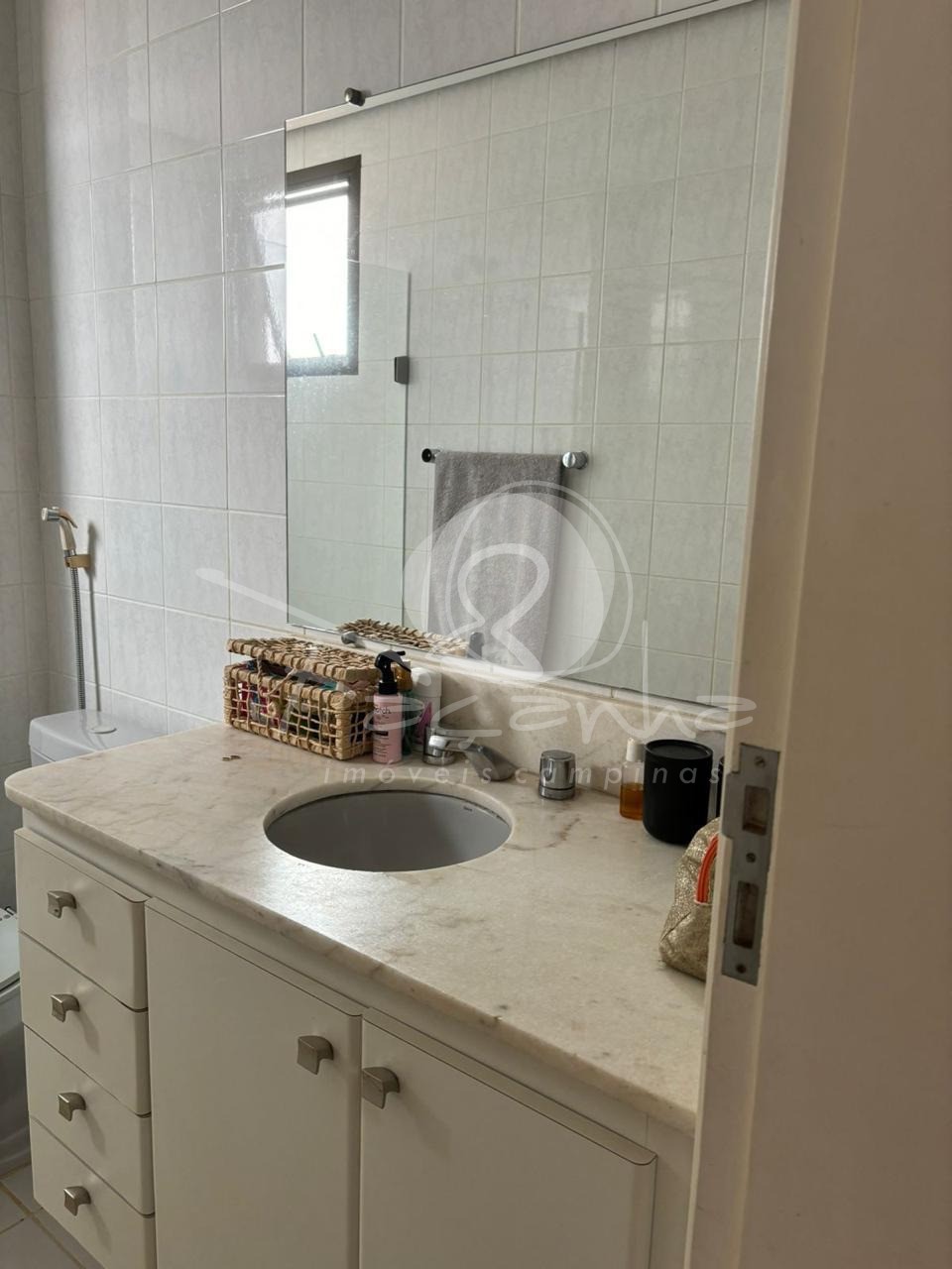 Apartamento à venda com 3 quartos, 137m² - Foto 11