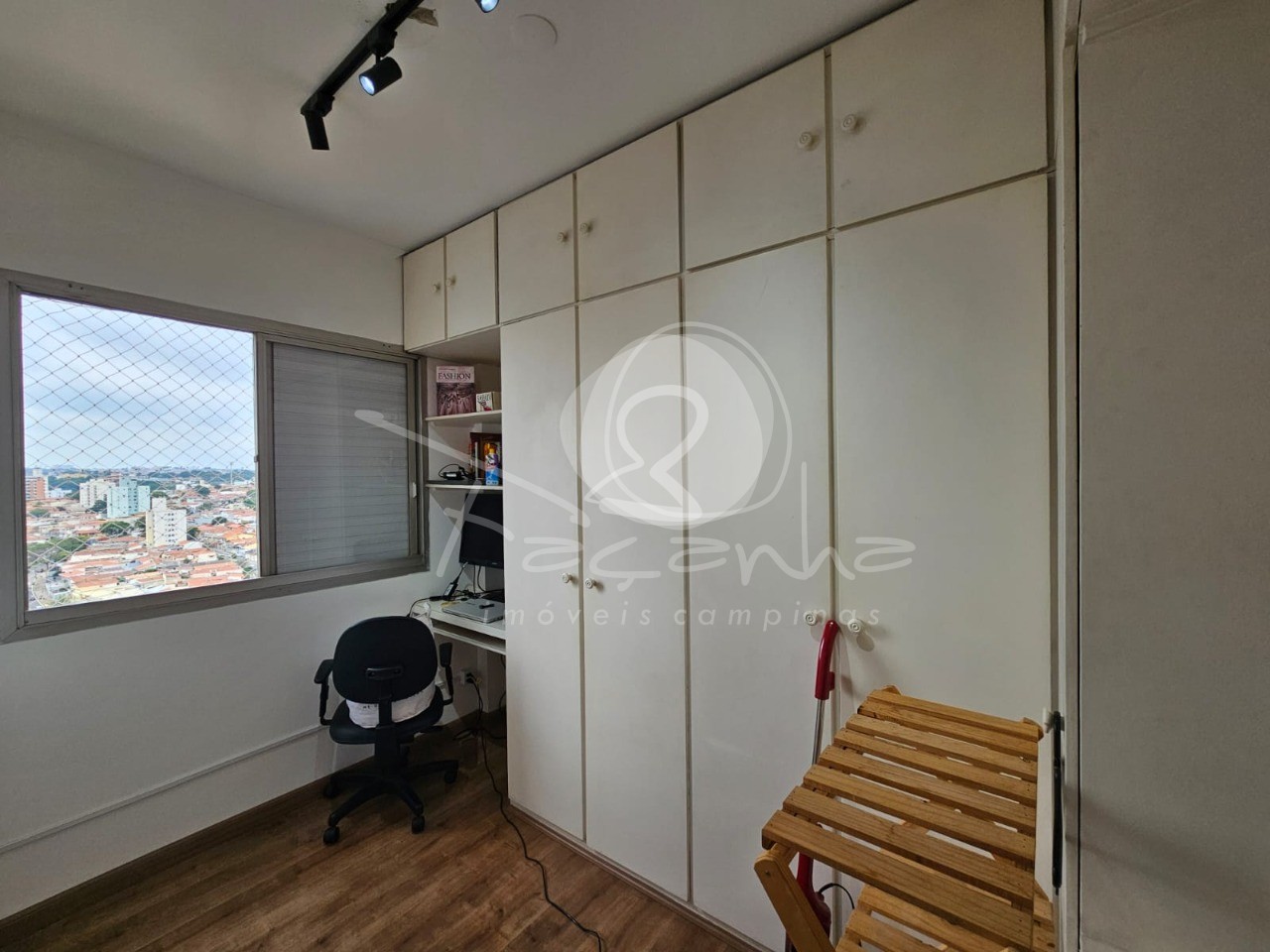 Apartamento à venda com 3 quartos, 97m² - Foto 11