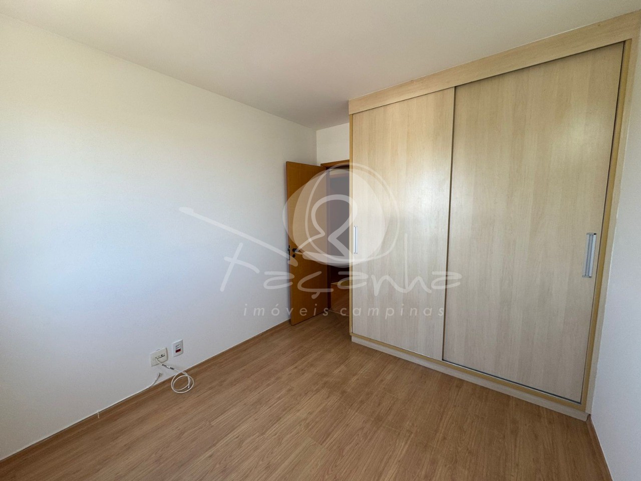 Apartamento para alugar com 3 quartos, 87m² - Foto 11