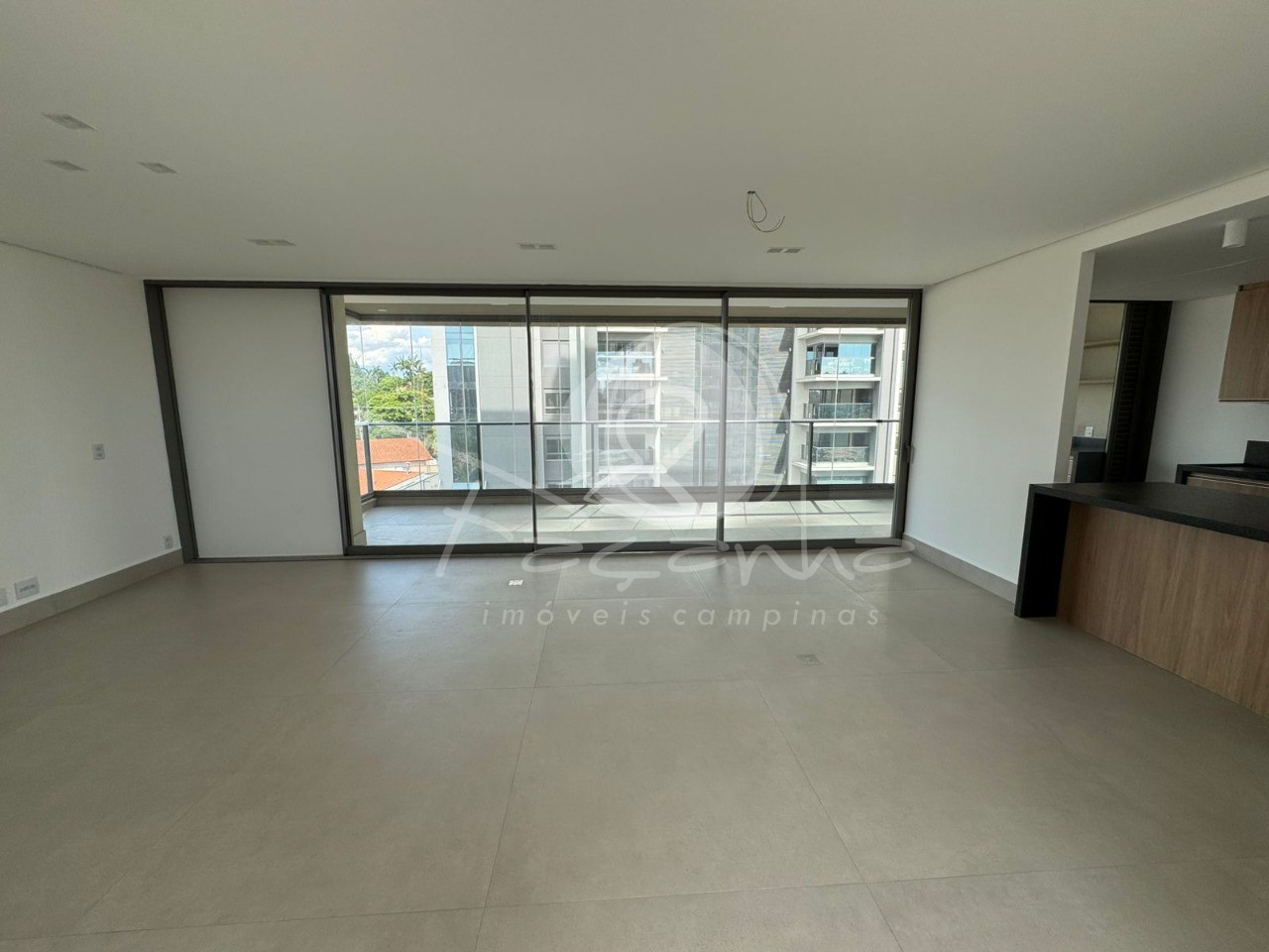 Apartamento para alugar com 3 quartos, 175m² - Foto 3