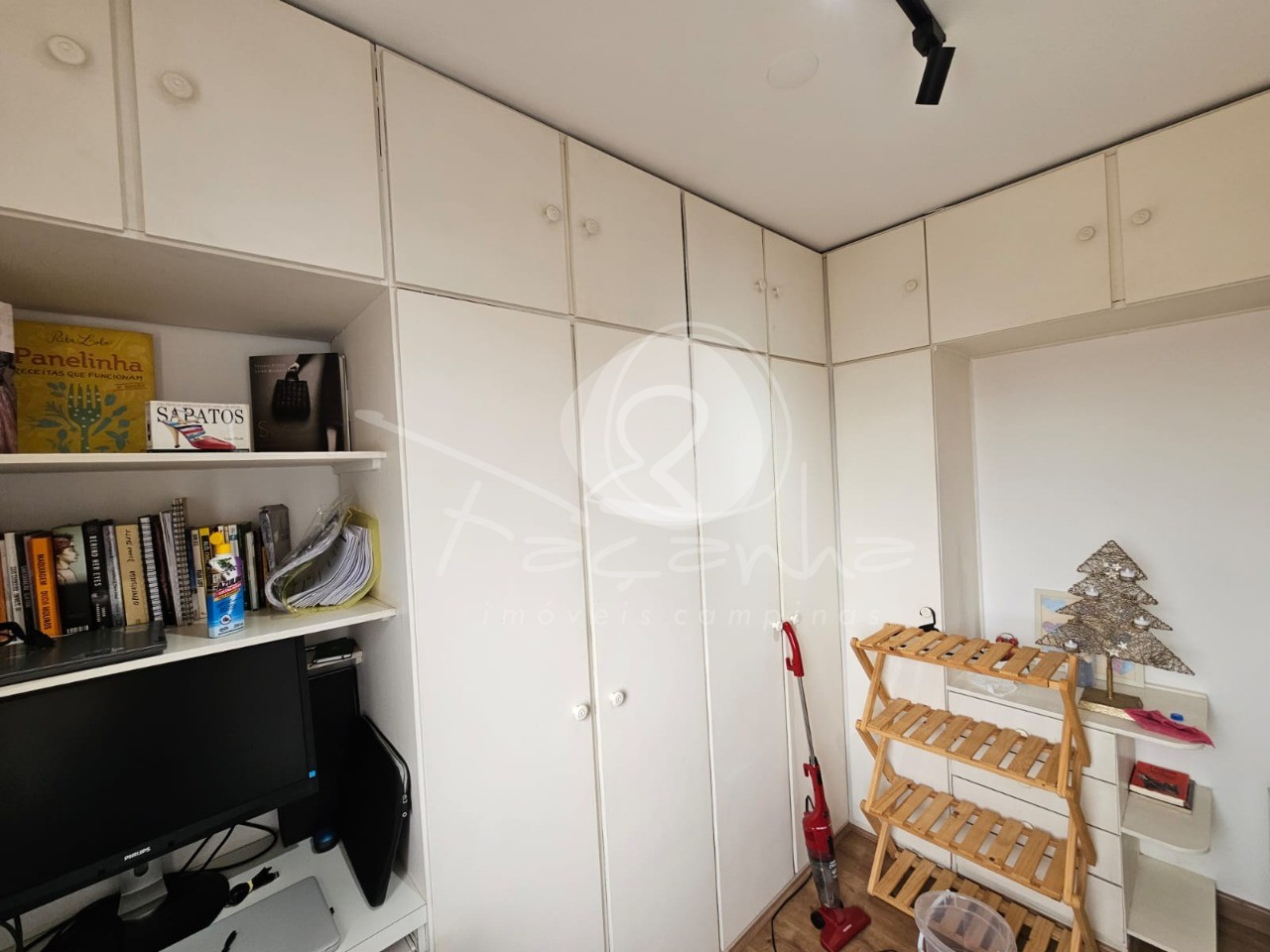 Apartamento à venda com 3 quartos, 97m² - Foto 13