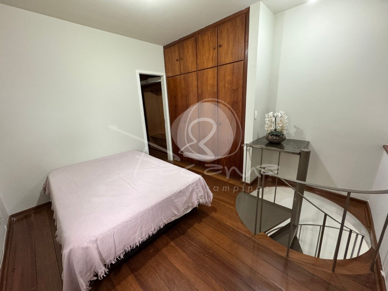 Apartamento para alugar com 1 quarto, 58m² - Foto 9