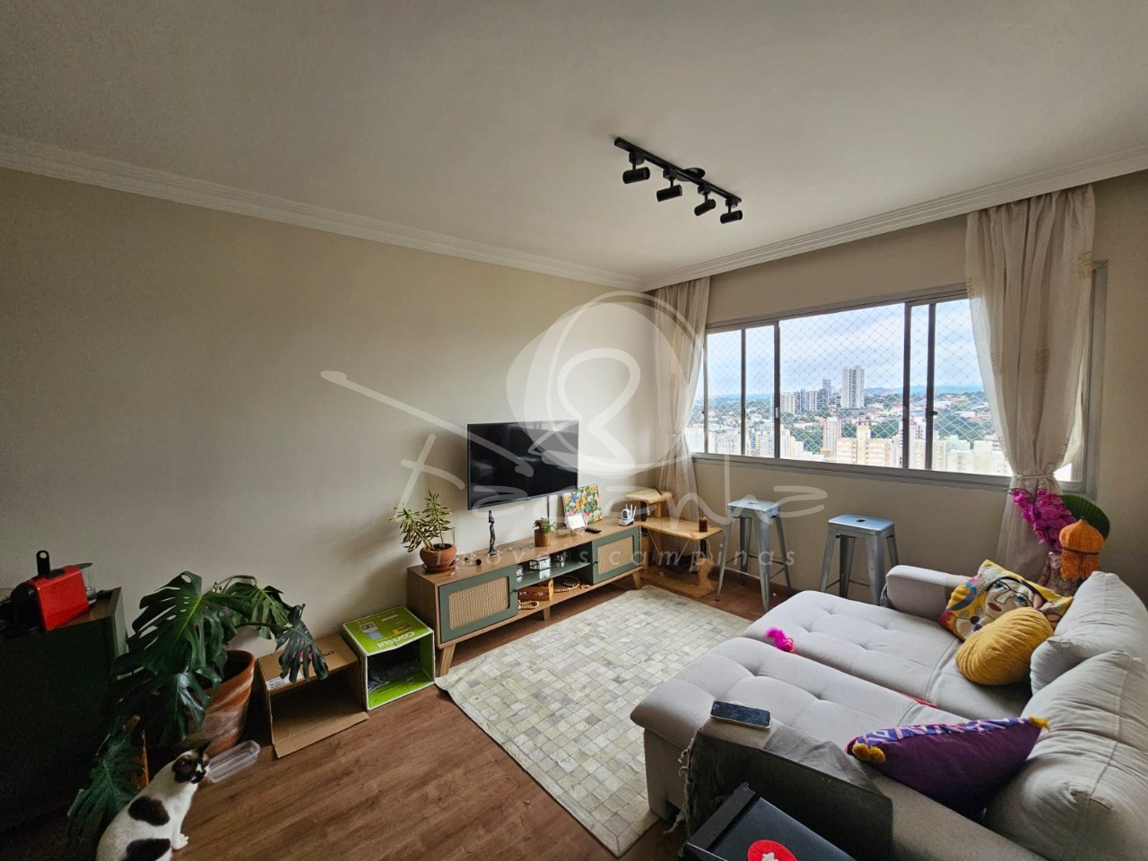 Apartamento à venda com 3 quartos, 97m² - Foto 1