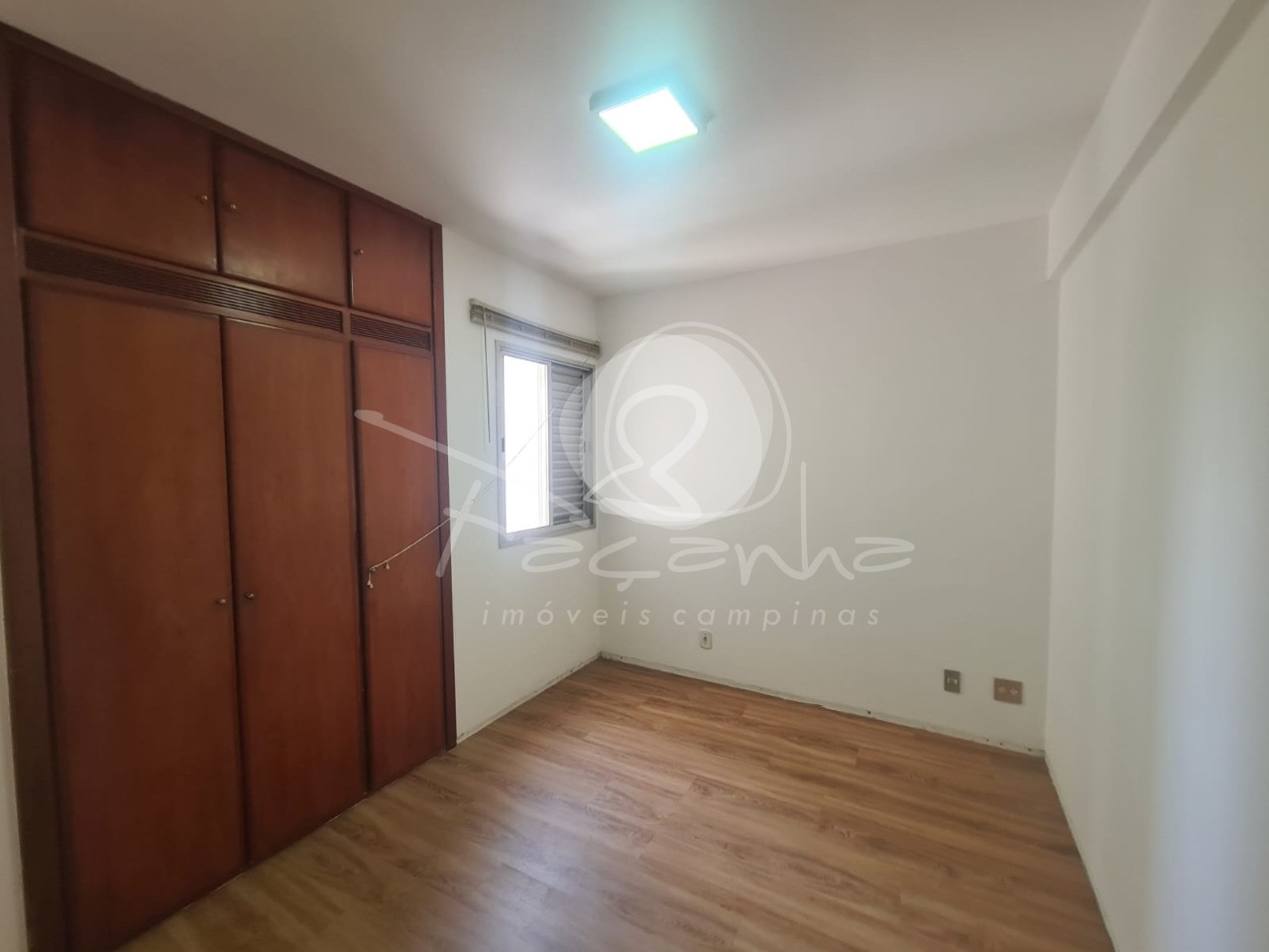 Apartamento para alugar com 2 quartos, 81m² - Foto 10