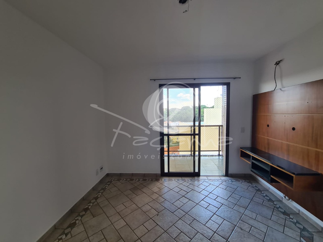 Apartamento à venda com 2 quartos, 74m² - Foto 2