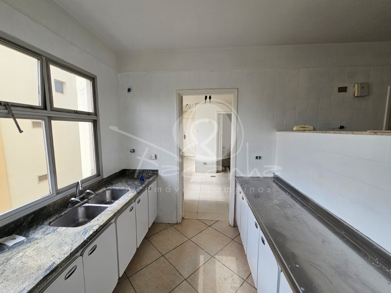 Apartamento à venda com 4 quartos, 196m² - Foto 14