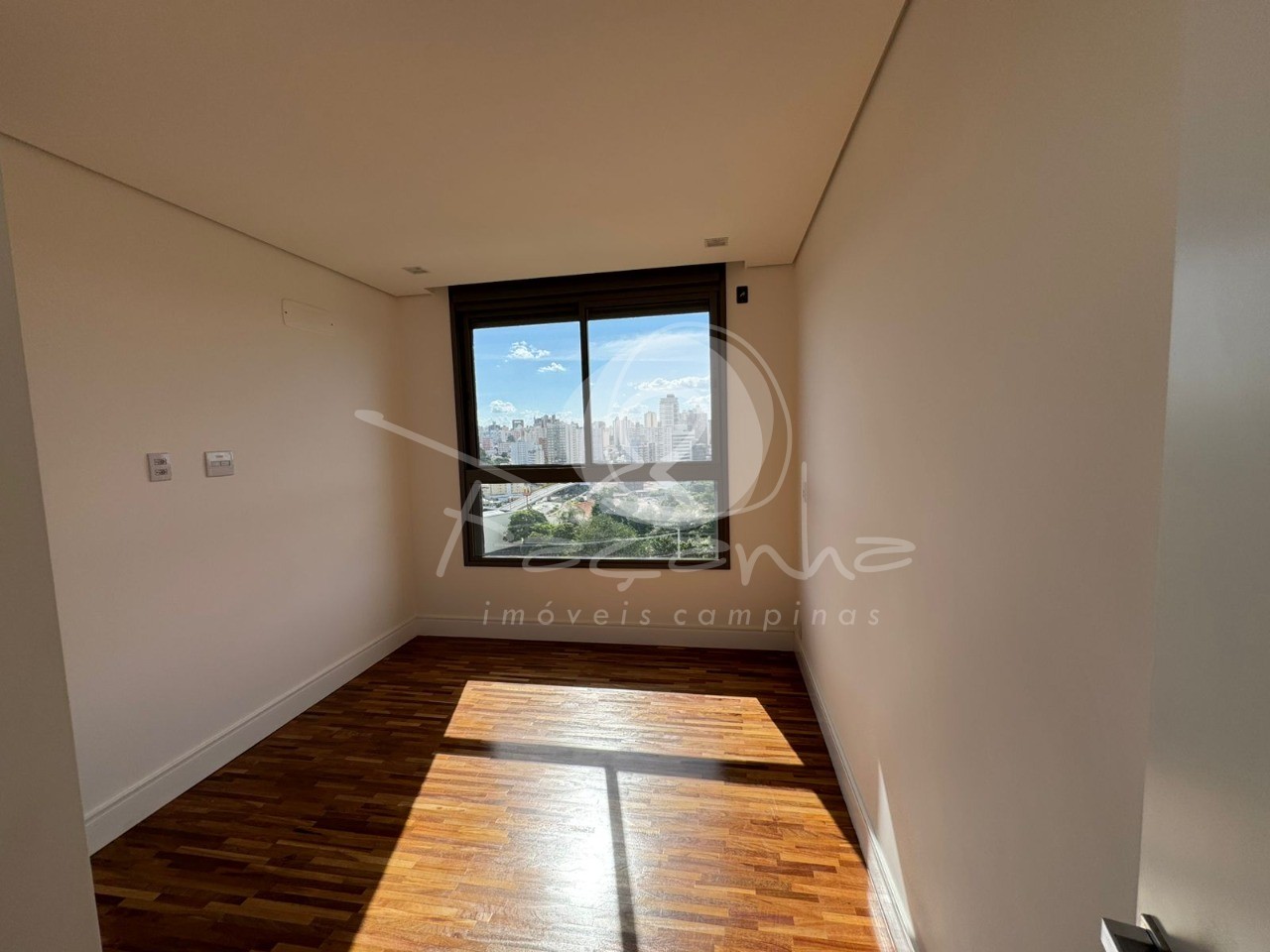 Apartamento para alugar com 3 quartos, 175m² - Foto 9