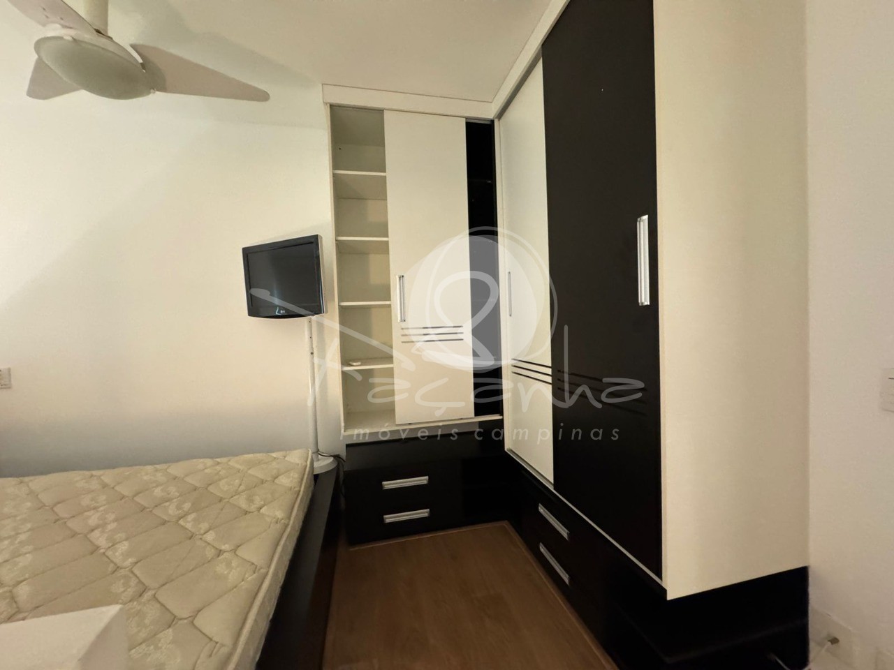 Apartamento para alugar com 1 quarto, 50m² - Foto 12