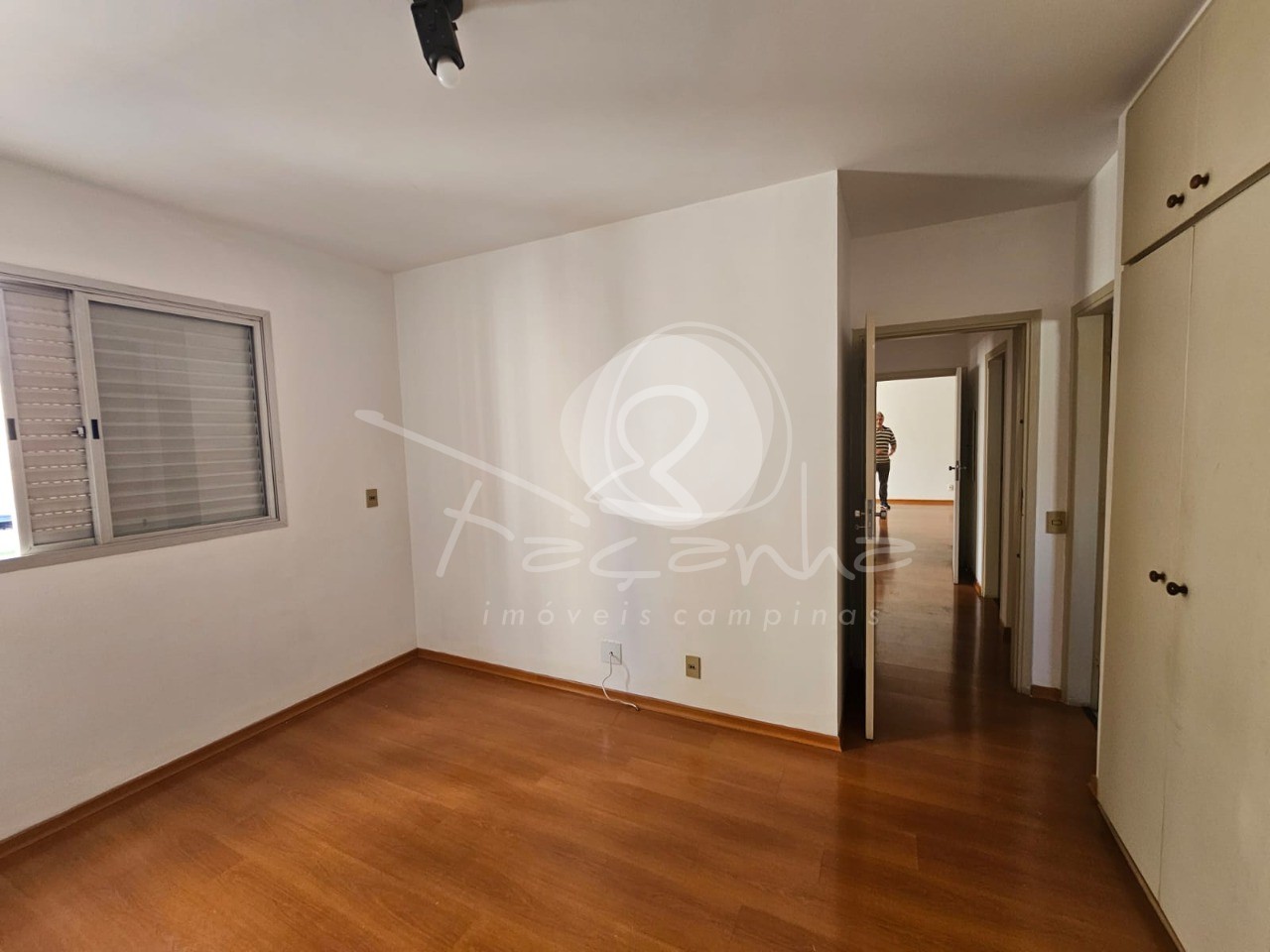 Apartamento à venda com 3 quartos, 119m² - Foto 4