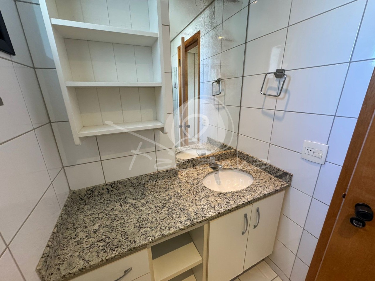 Apartamento para alugar com 3 quartos, 87m² - Foto 18