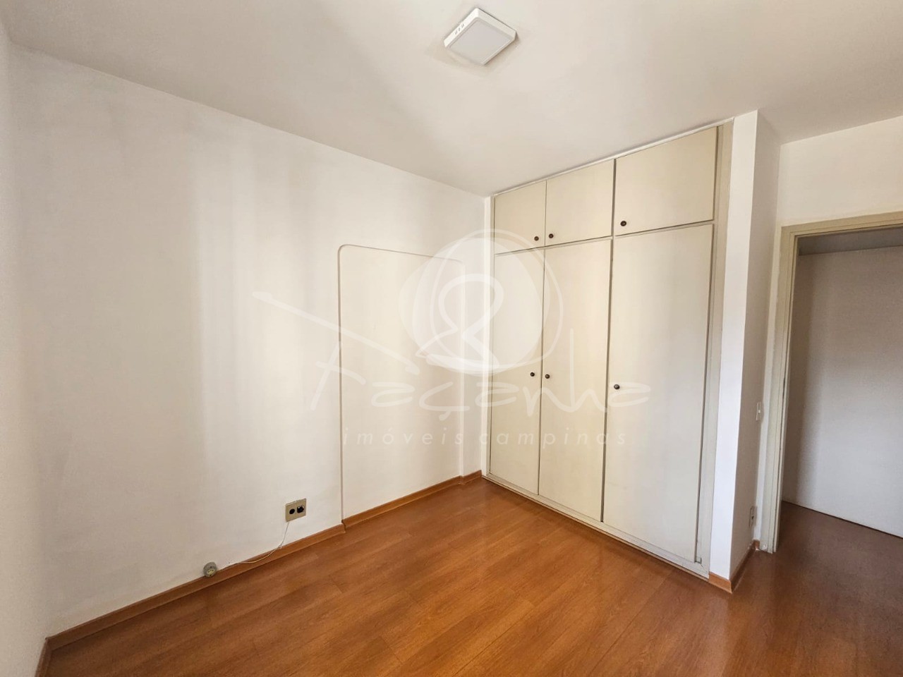 Apartamento à venda com 3 quartos, 119m² - Foto 7