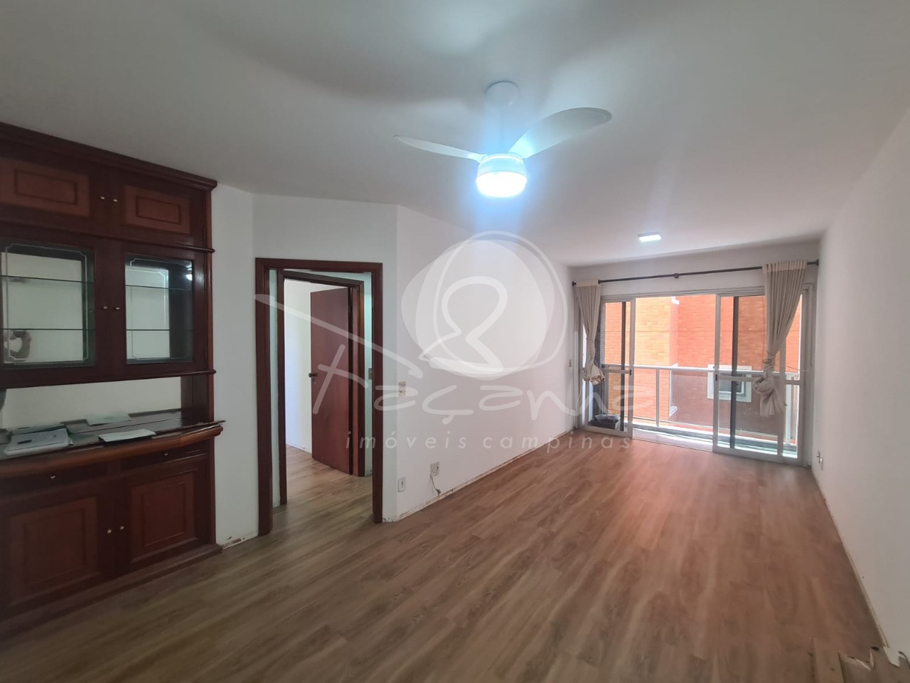 Apartamento para alugar com 2 quartos, 81m² - Foto 2