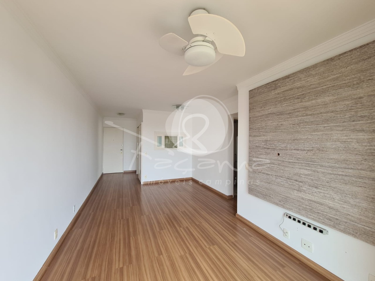 Apartamento à venda com 3 quartos, 74m² - Foto 3