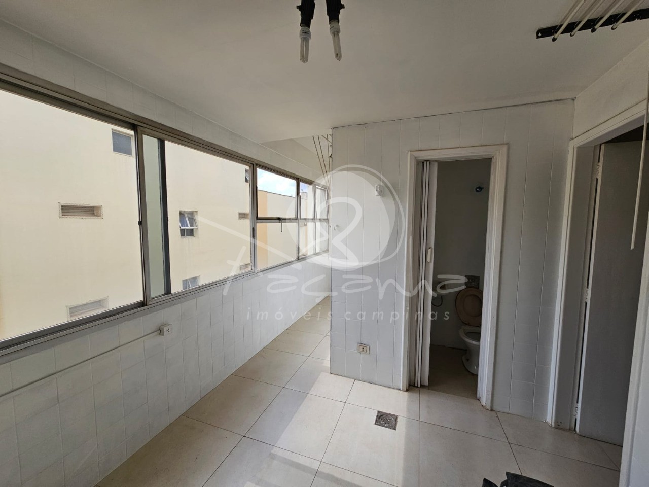 Apartamento à venda com 4 quartos, 196m² - Foto 19