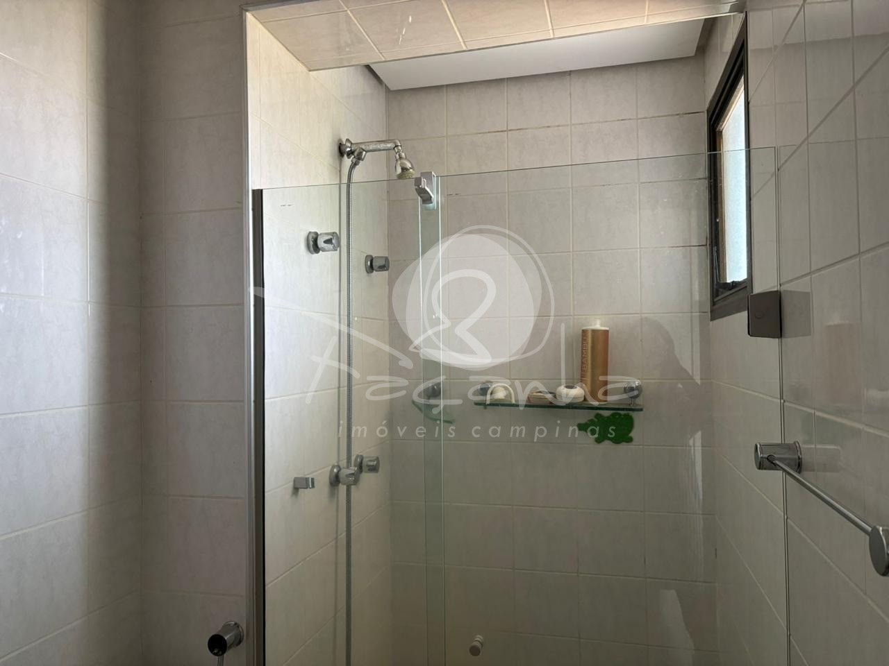 Apartamento à venda com 3 quartos, 137m² - Foto 17