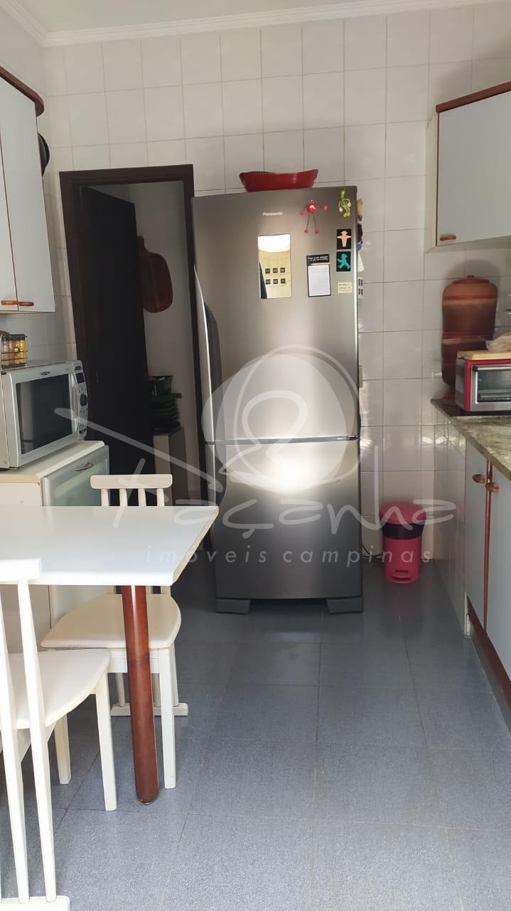 Casa à venda com 4 quartos, 350m² - Foto 28