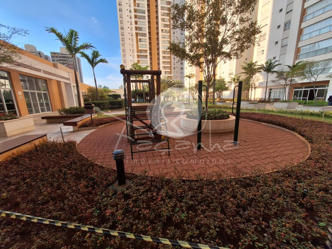 Apartamento para alugar com 3 quartos, 119m² - Foto 28