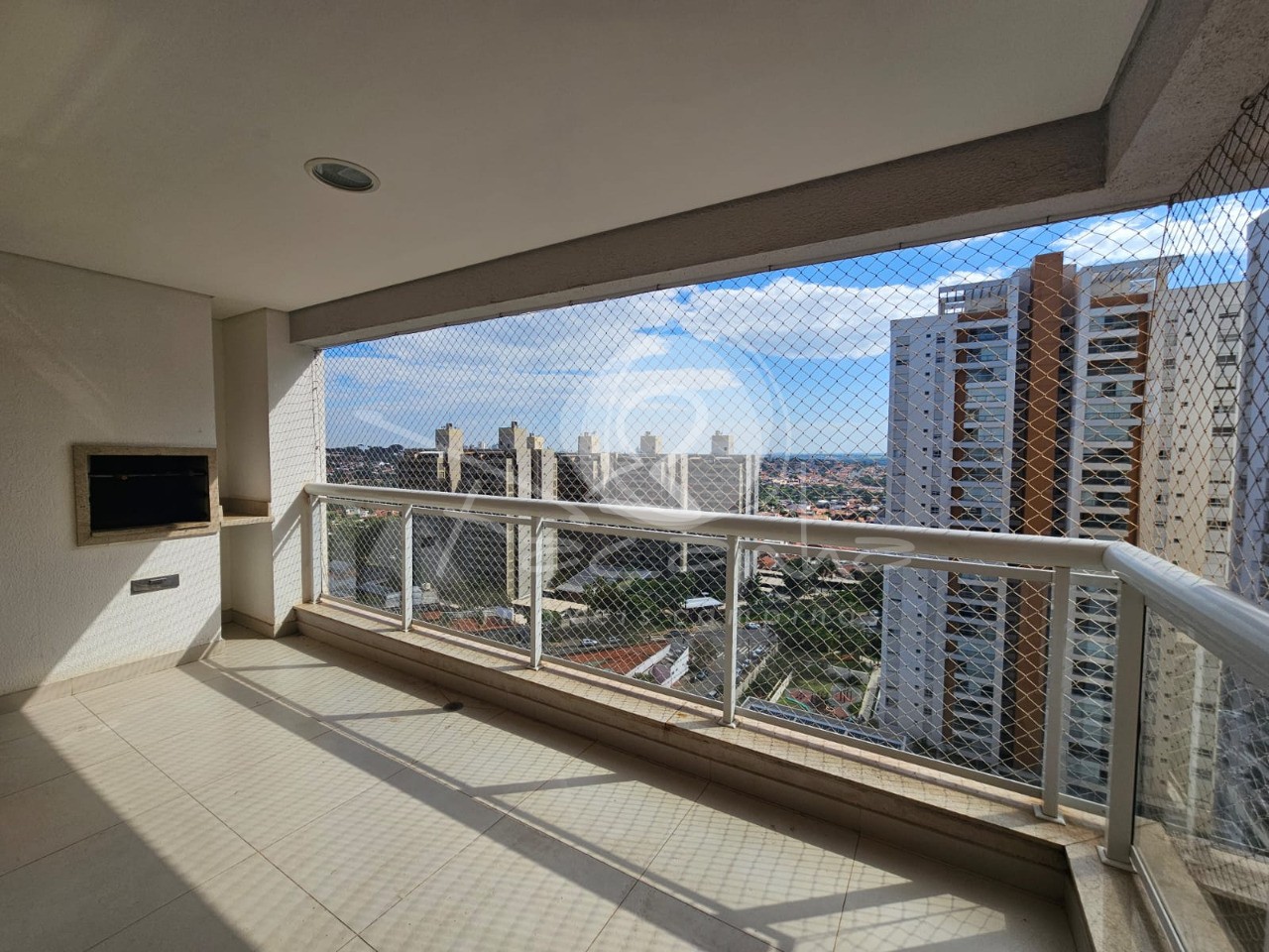 Apartamento para alugar com 3 quartos, 119m² - Foto 4