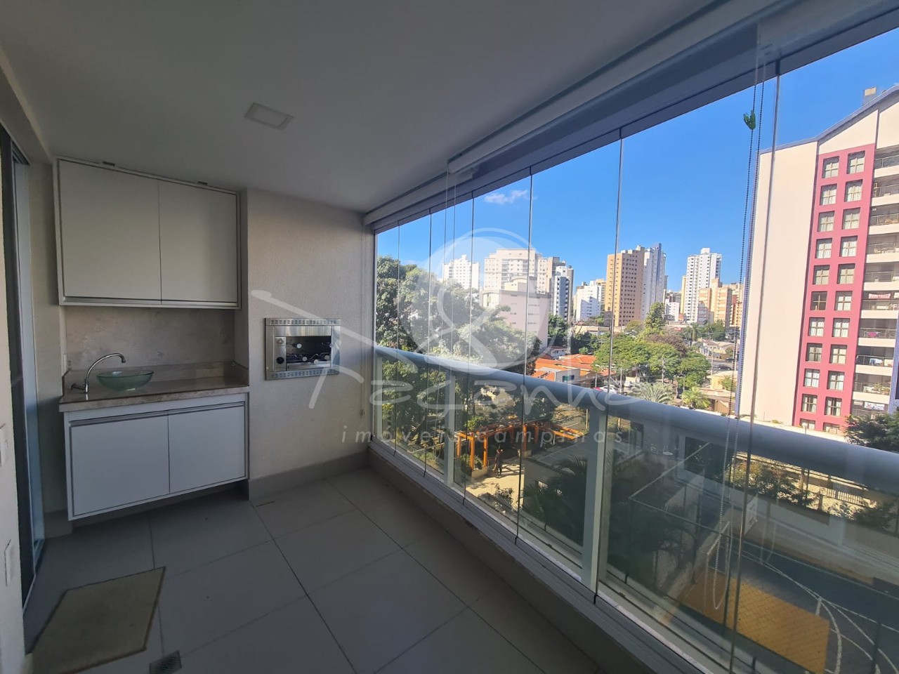 Apartamento à venda com 3 quartos, 96m² - Foto 5