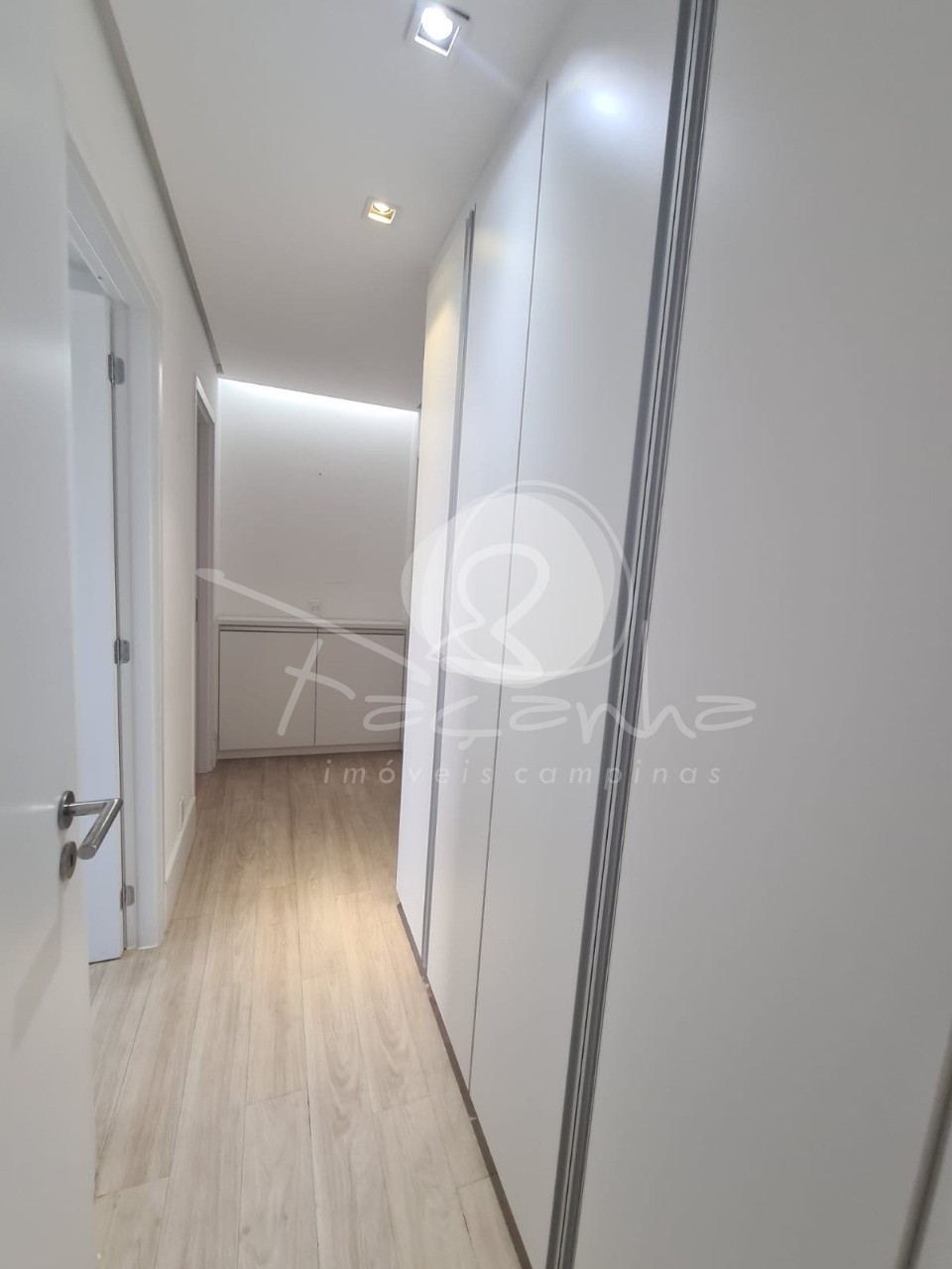 Apartamento à venda com 3 quartos, 96m² - Foto 8