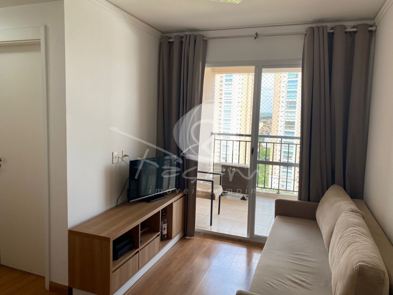 Apartamento à venda com 2 quartos, 61m² - Foto 1