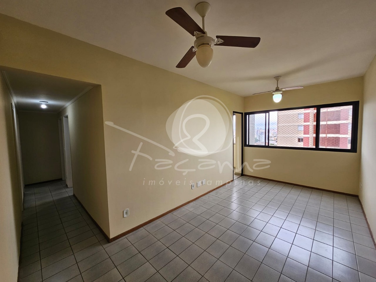 Apartamento à venda com 3 quartos, 92m² - Foto 1