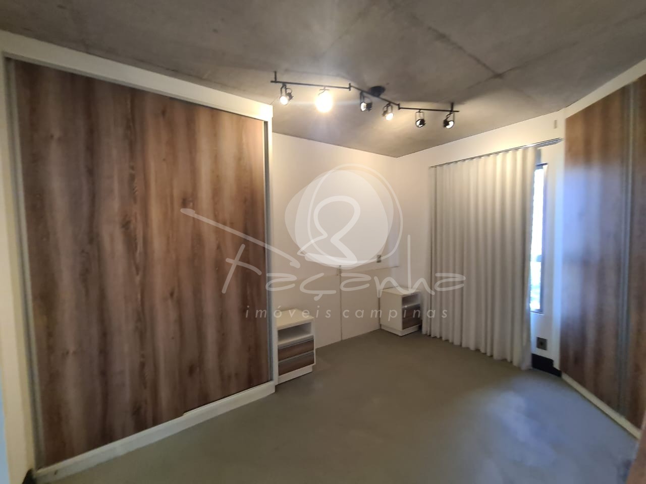 Apartamento para alugar com 1 quarto, 70m² - Foto 11