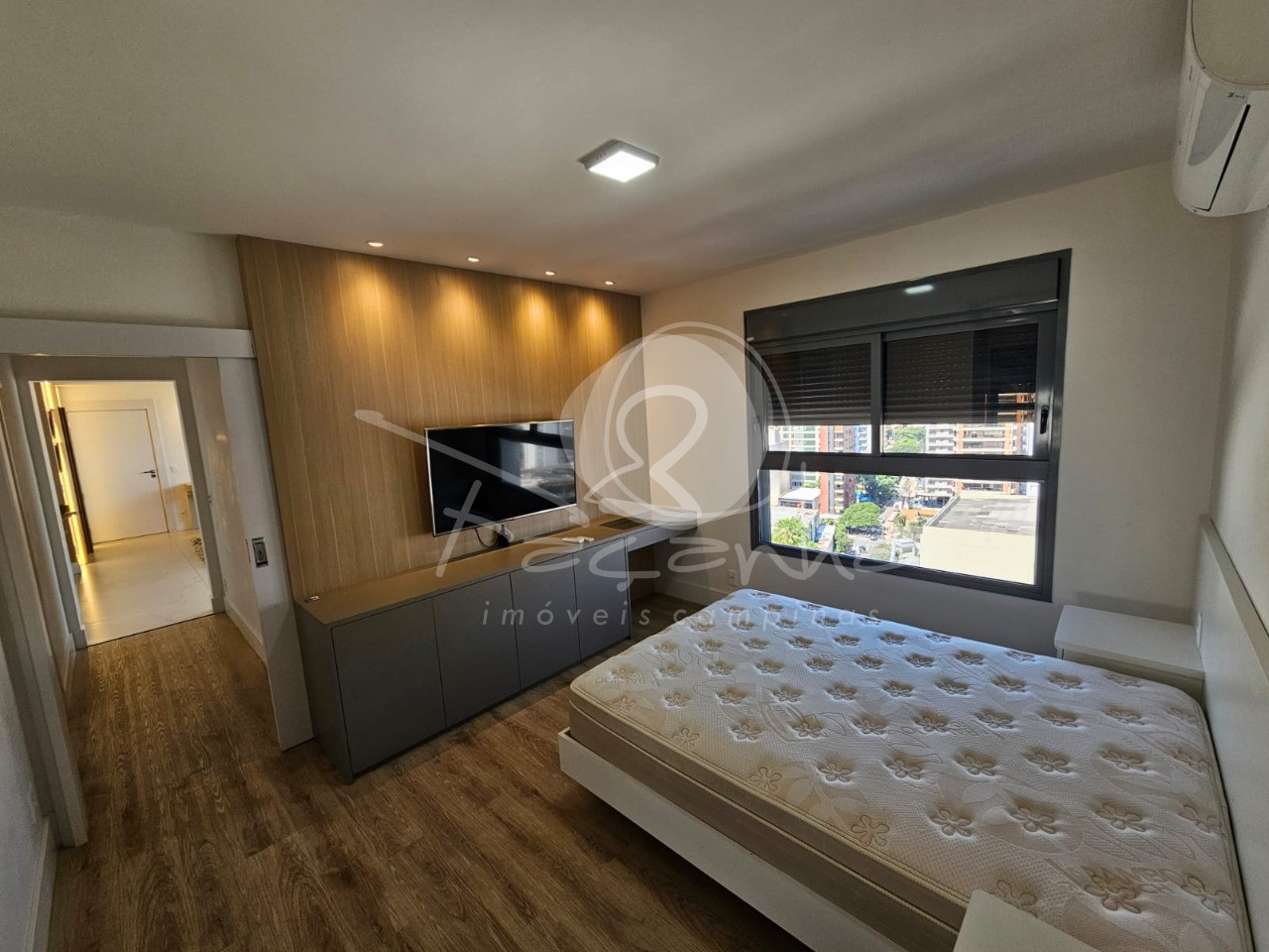 Apartamento para alugar com 2 quartos, 114m² - Foto 11