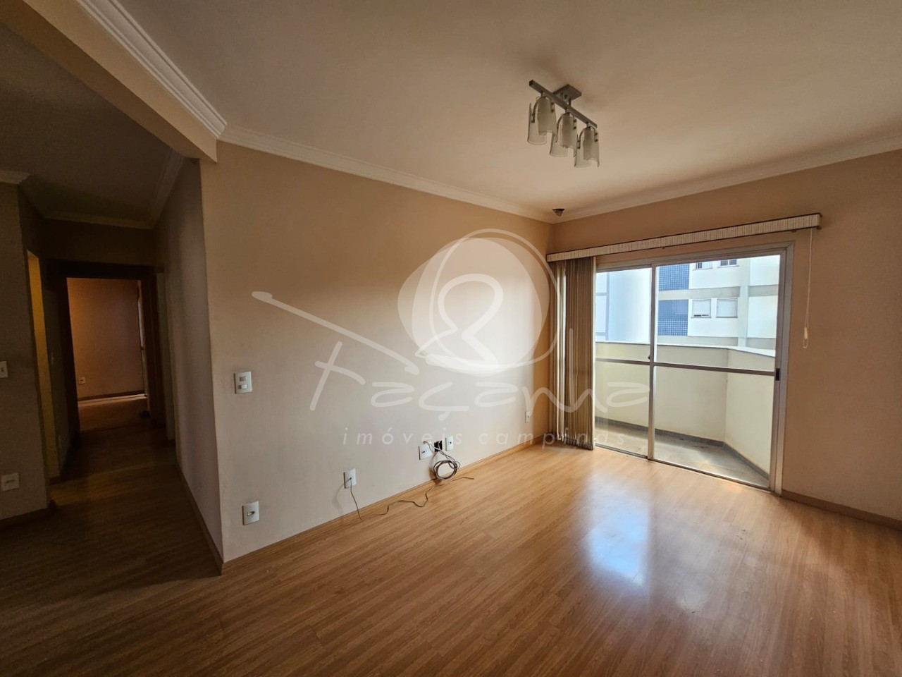 Apartamento à venda com 3 quartos, 72m² - Foto 1