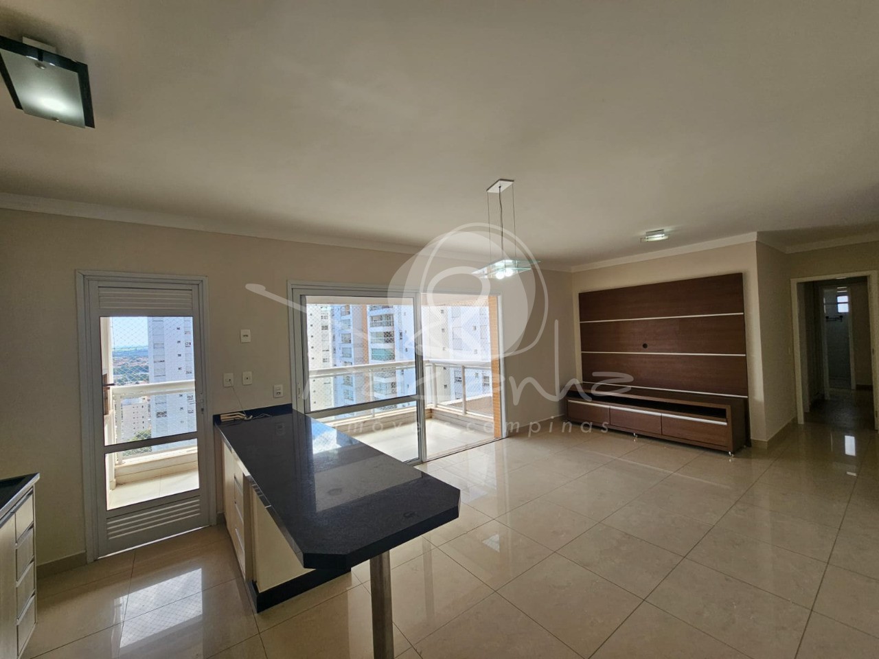 Apartamento para alugar com 3 quartos, 119m² - Foto 1