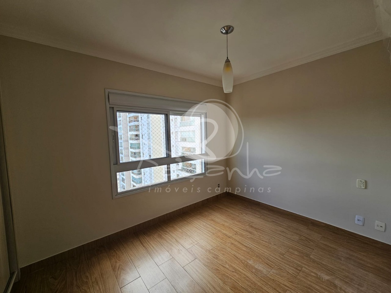 Apartamento para alugar com 3 quartos, 119m² - Foto 11