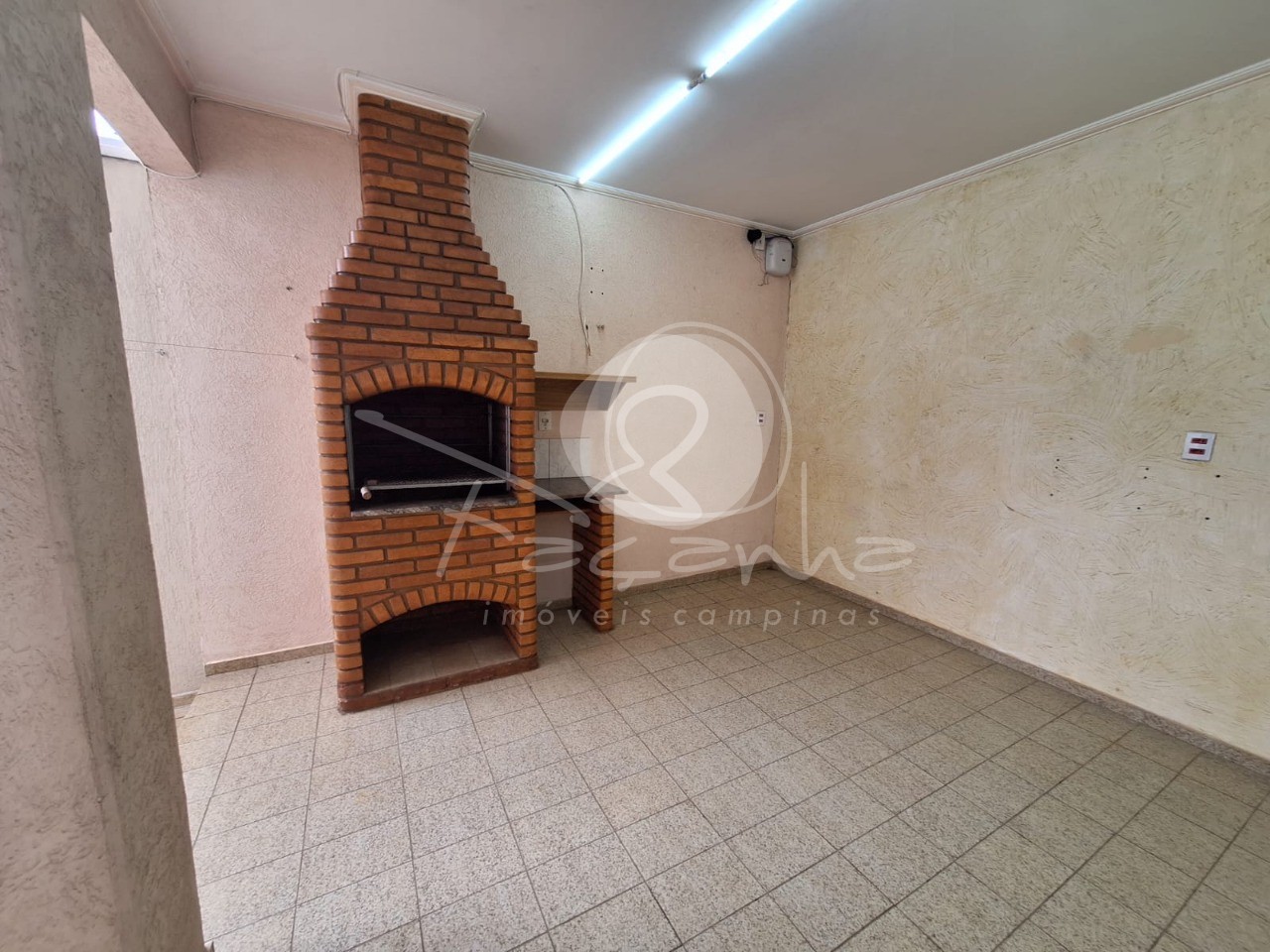 Casa à venda com 3 quartos, 250m² - Foto 15