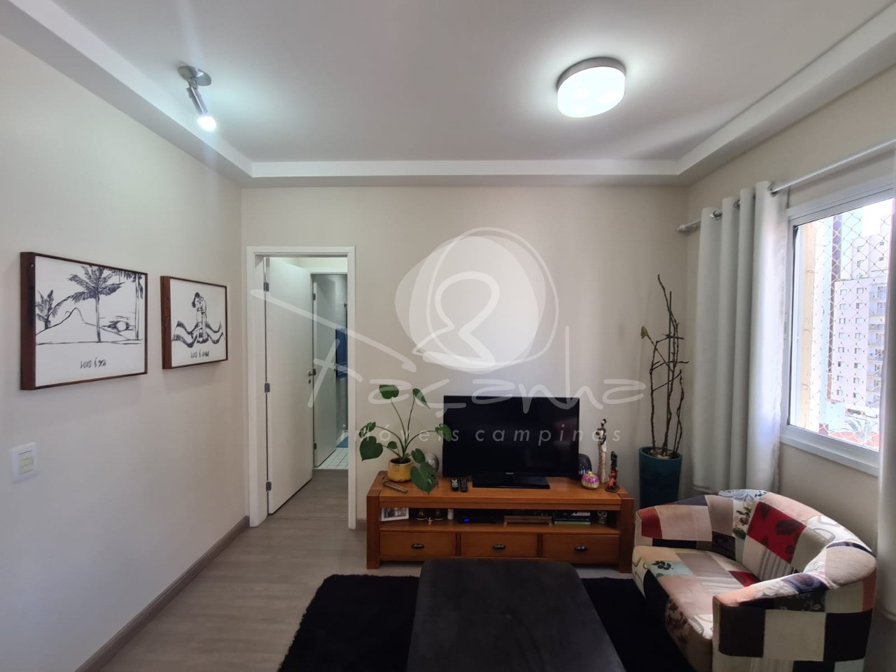 Apartamento à venda com 1 quarto, 55m² - Foto 4