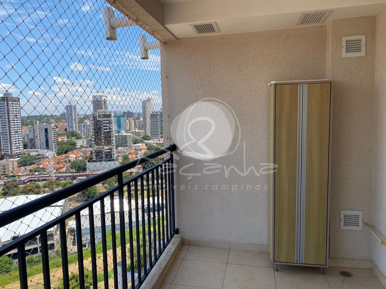 Apartamento à venda com 2 quartos, 61m² - Foto 4