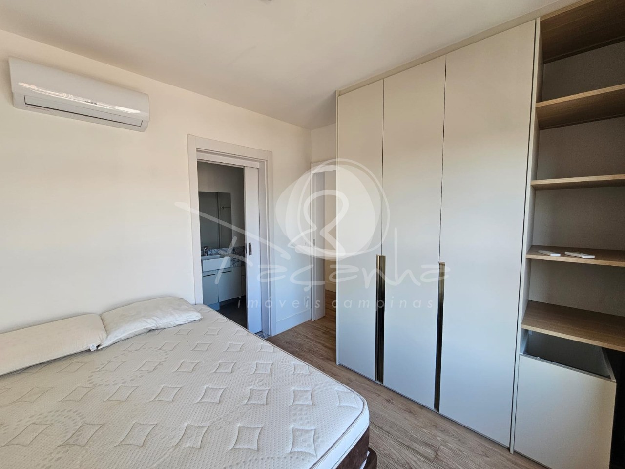 Apartamento para alugar com 2 quartos, 114m² - Foto 10