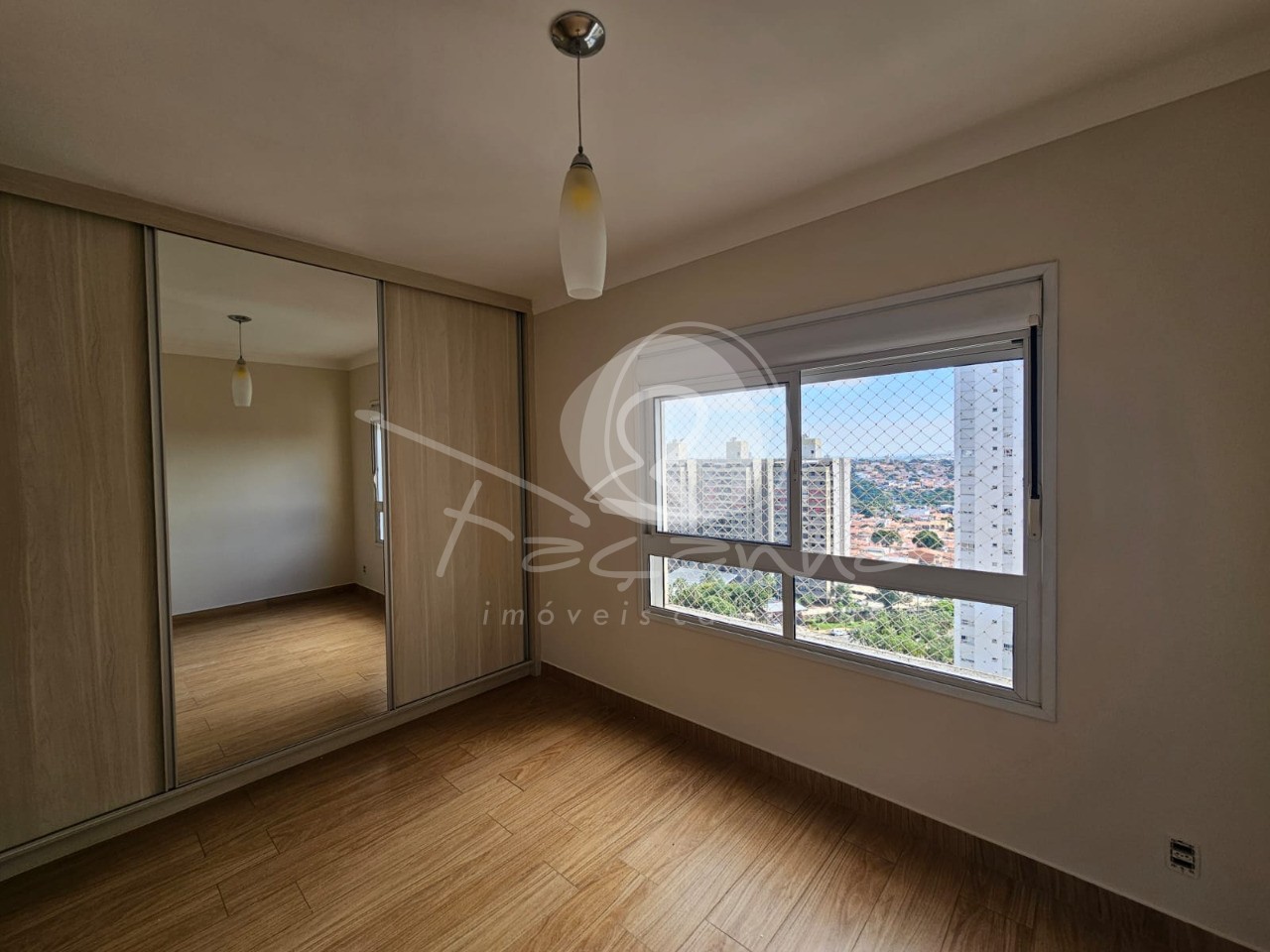 Apartamento para alugar com 3 quartos, 119m² - Foto 10