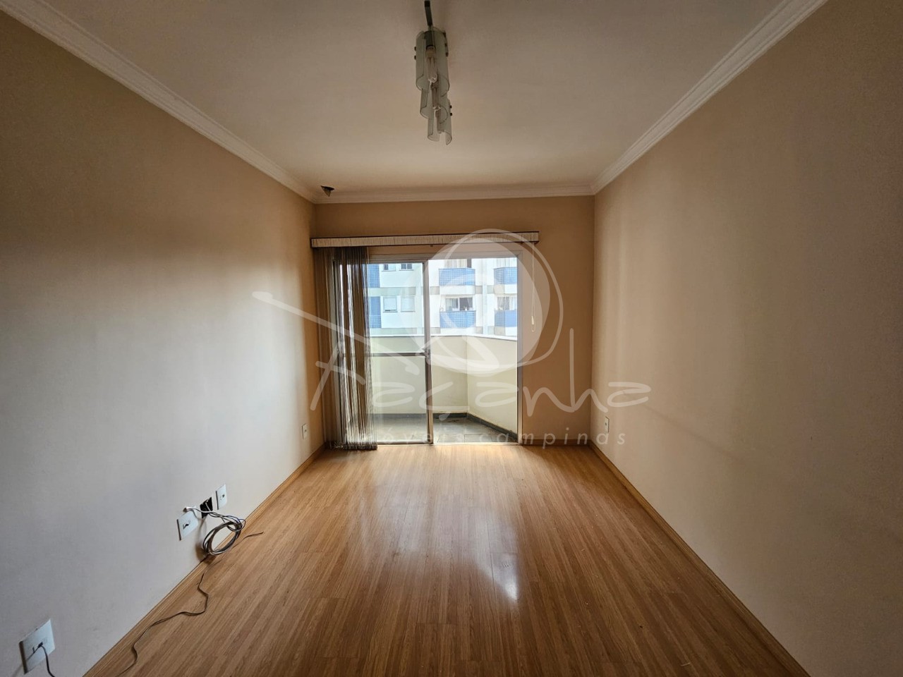 Apartamento à venda com 3 quartos, 72m² - Foto 2