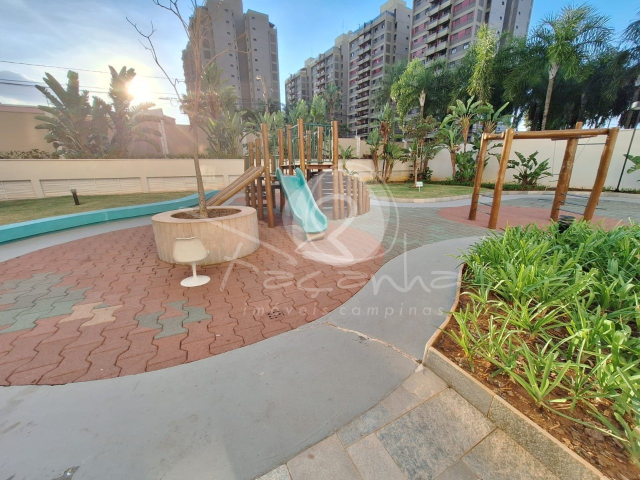 Apartamento para alugar com 3 quartos, 119m² - Foto 26