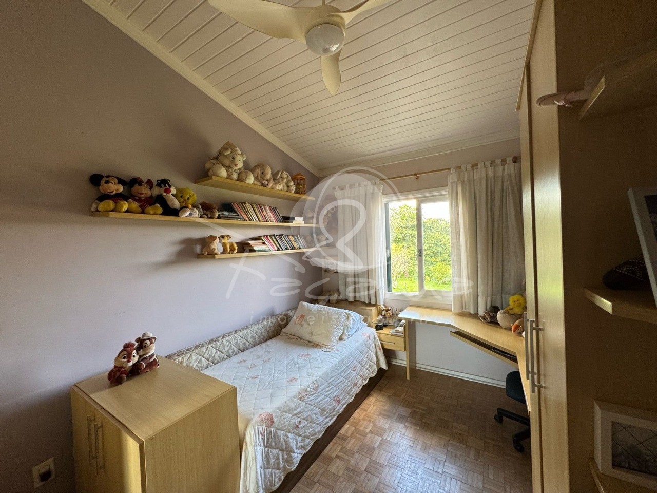 Casa de Condomínio à venda com 5 quartos, 258m² - Foto 19