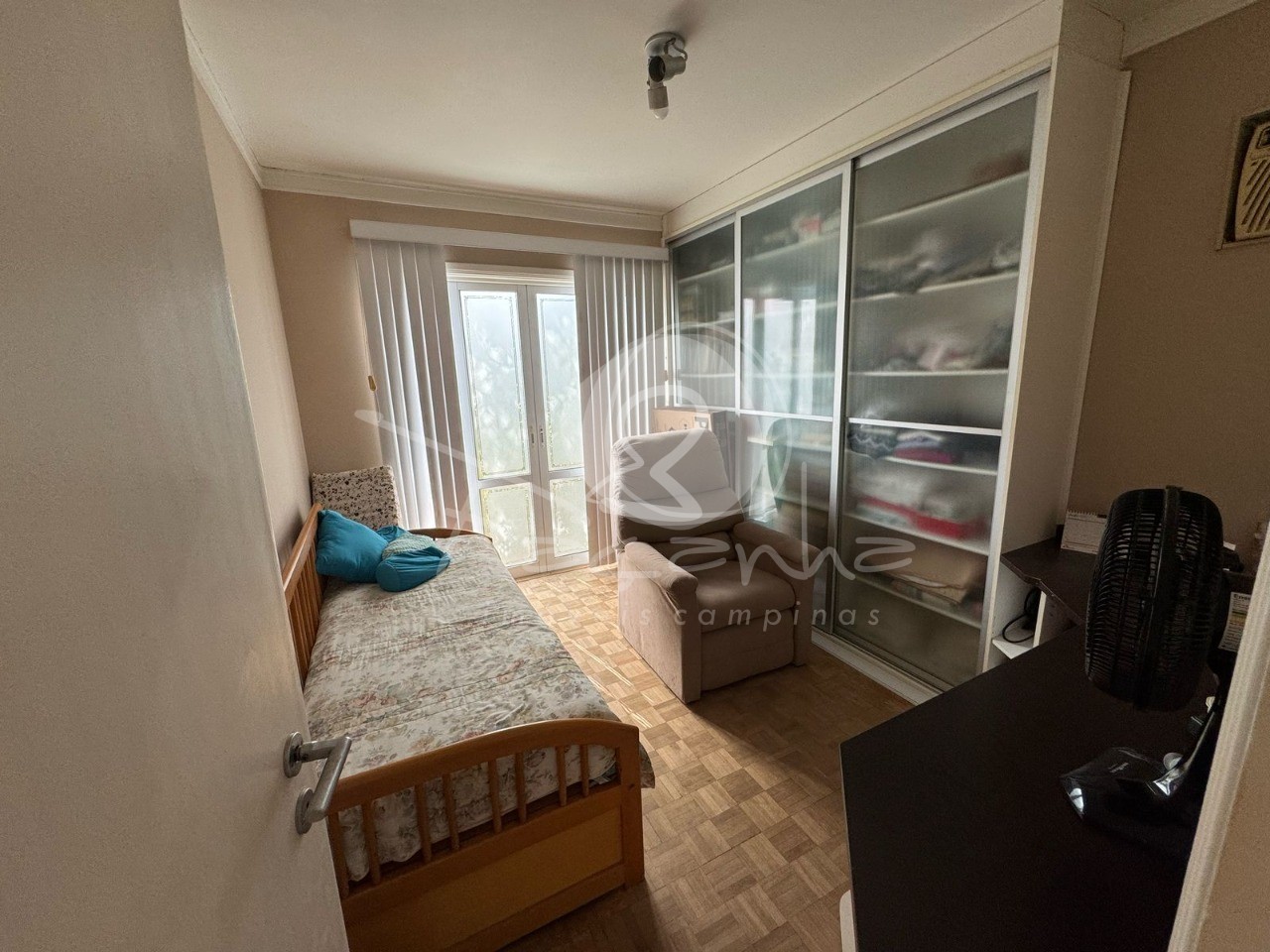 Casa de Condomínio à venda com 5 quartos, 258m² - Foto 4