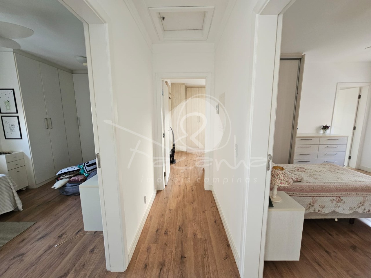 Casa de Condomínio à venda com 4 quartos, 273m² - Foto 20