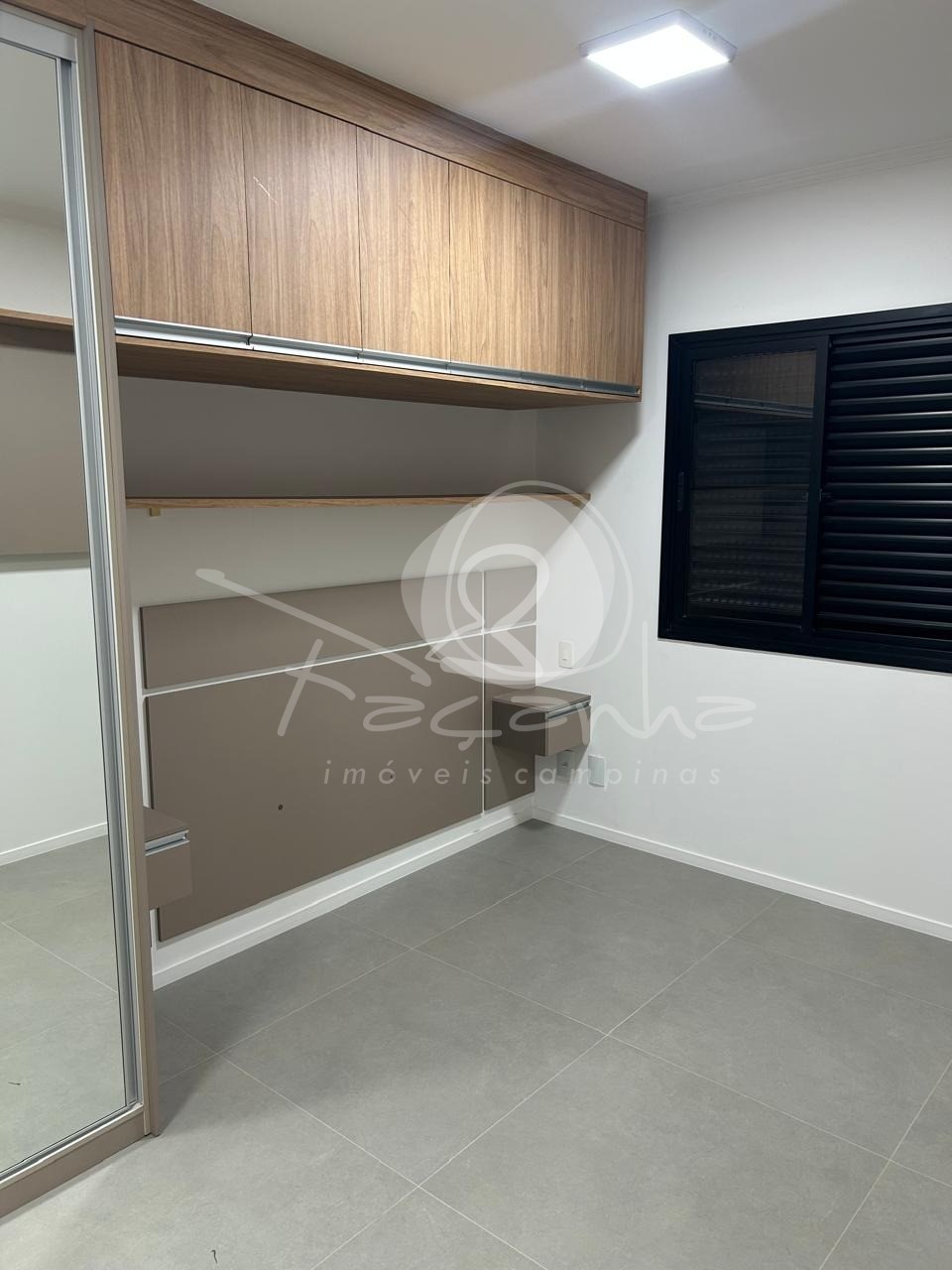 Apartamento para alugar com 3 quartos, 77m² - Foto 11
