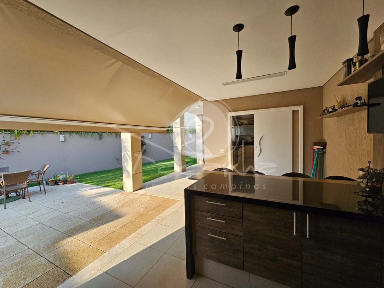 Casa de Condomínio à venda com 4 quartos, 273m² - Foto 34