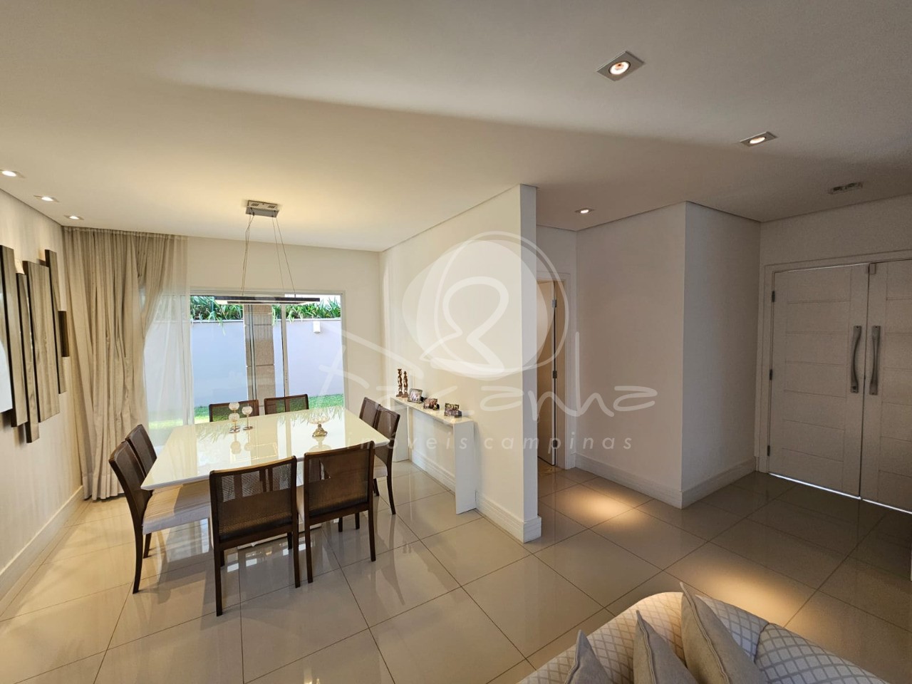 Casa de Condomínio à venda com 4 quartos, 273m² - Foto 5
