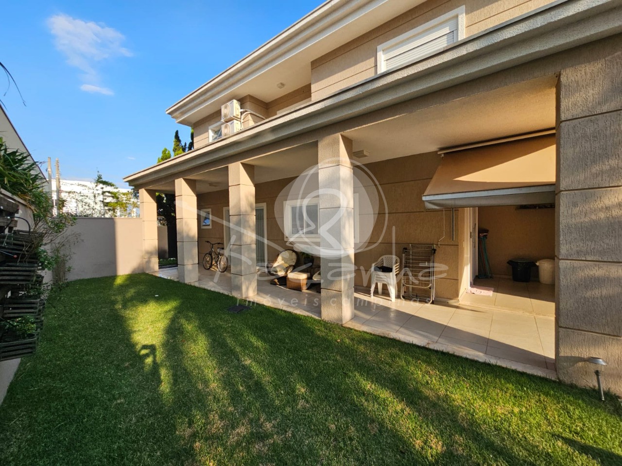 Casa de Condomínio à venda com 4 quartos, 273m² - Foto 10