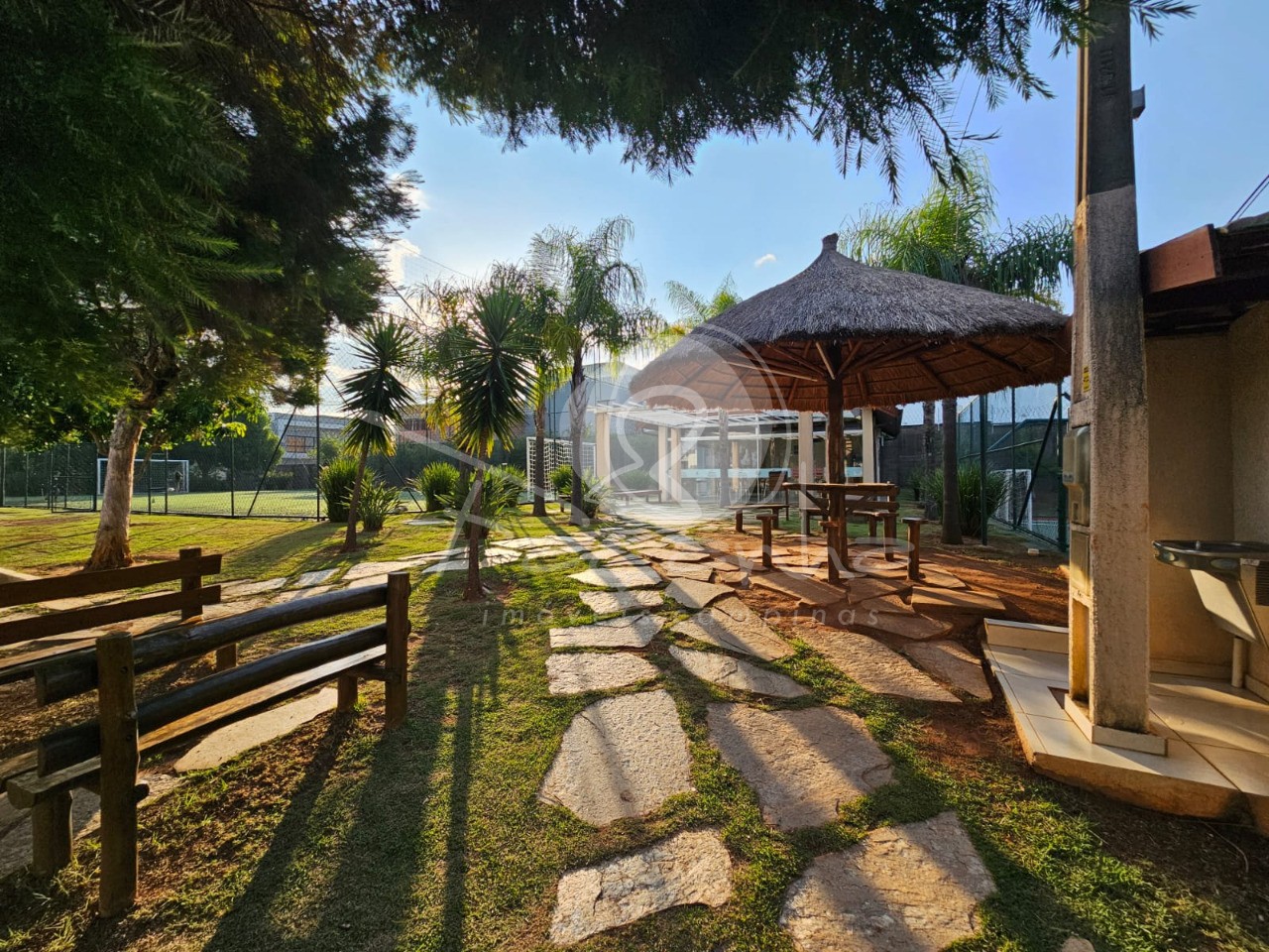 Casa de Condomínio à venda com 4 quartos, 273m² - Foto 40