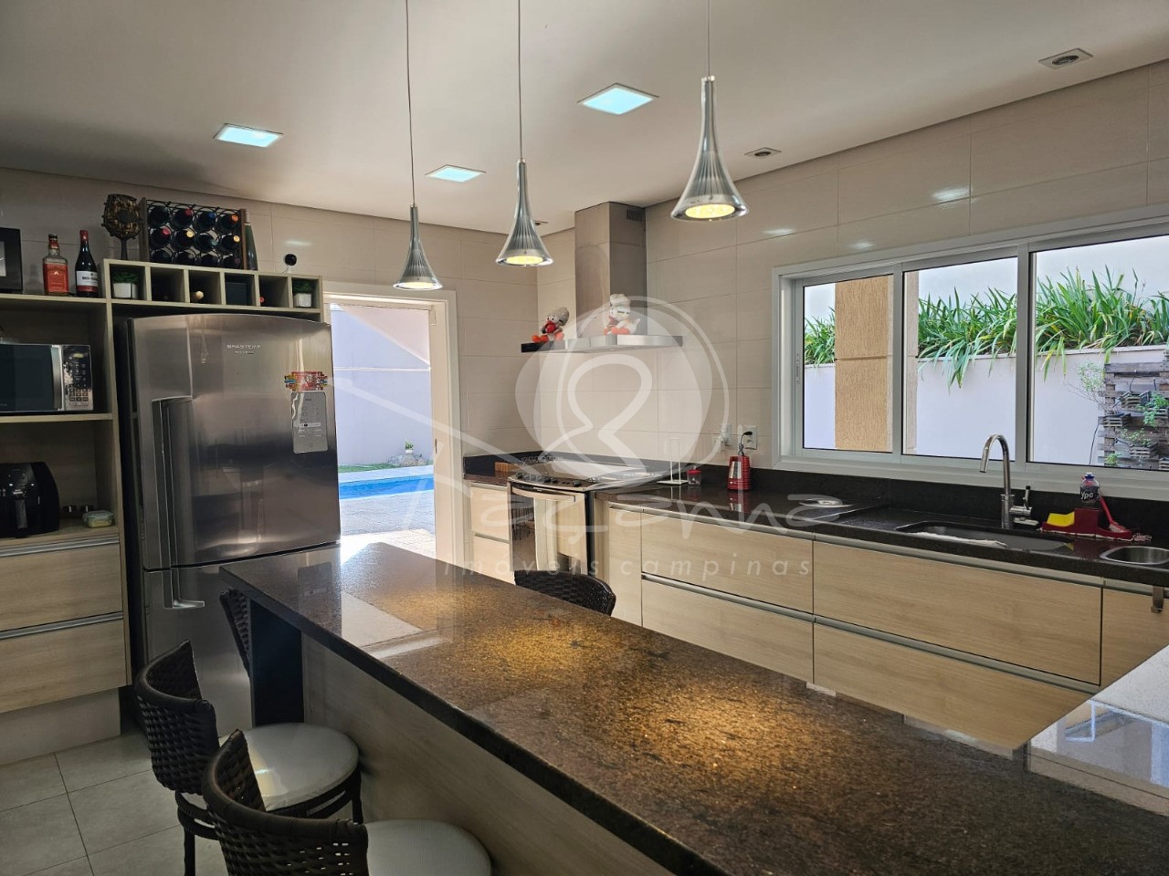 Casa de Condomínio à venda com 4 quartos, 273m² - Foto 8